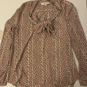 ✨MOVING SALE✨ Loft tie neck blouse